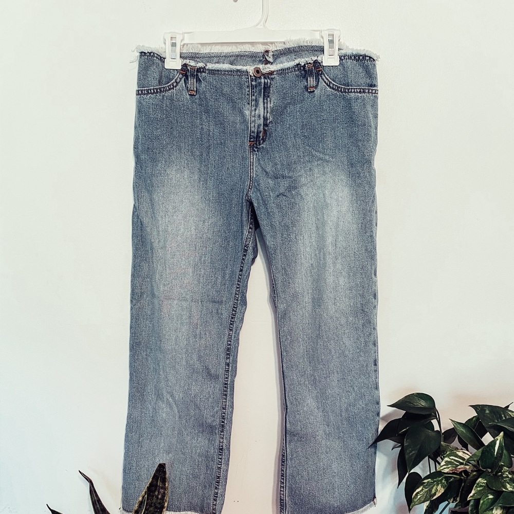 Londonjean distressed jeans